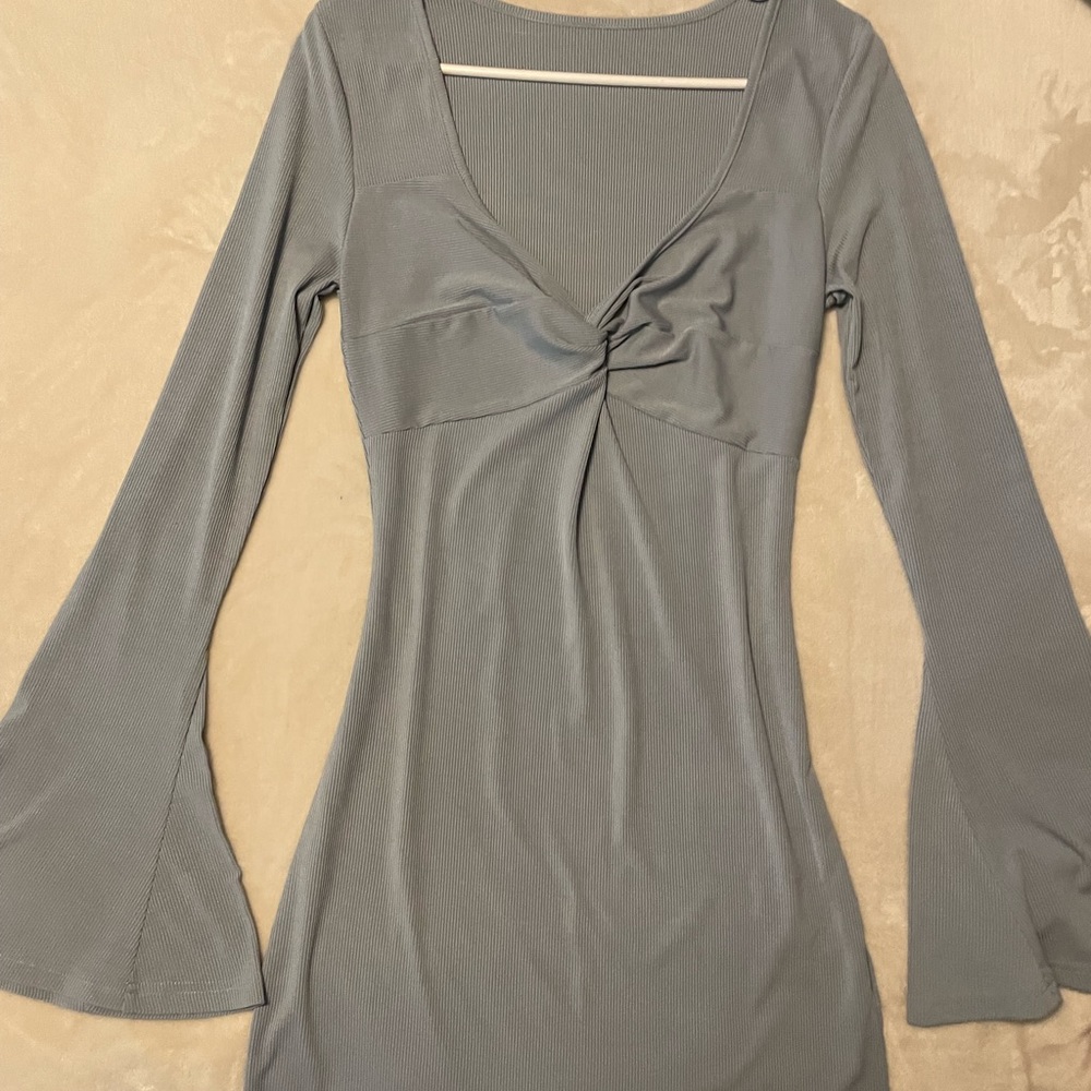 Funnel sleeve mini dress - Picture 2 of 3
